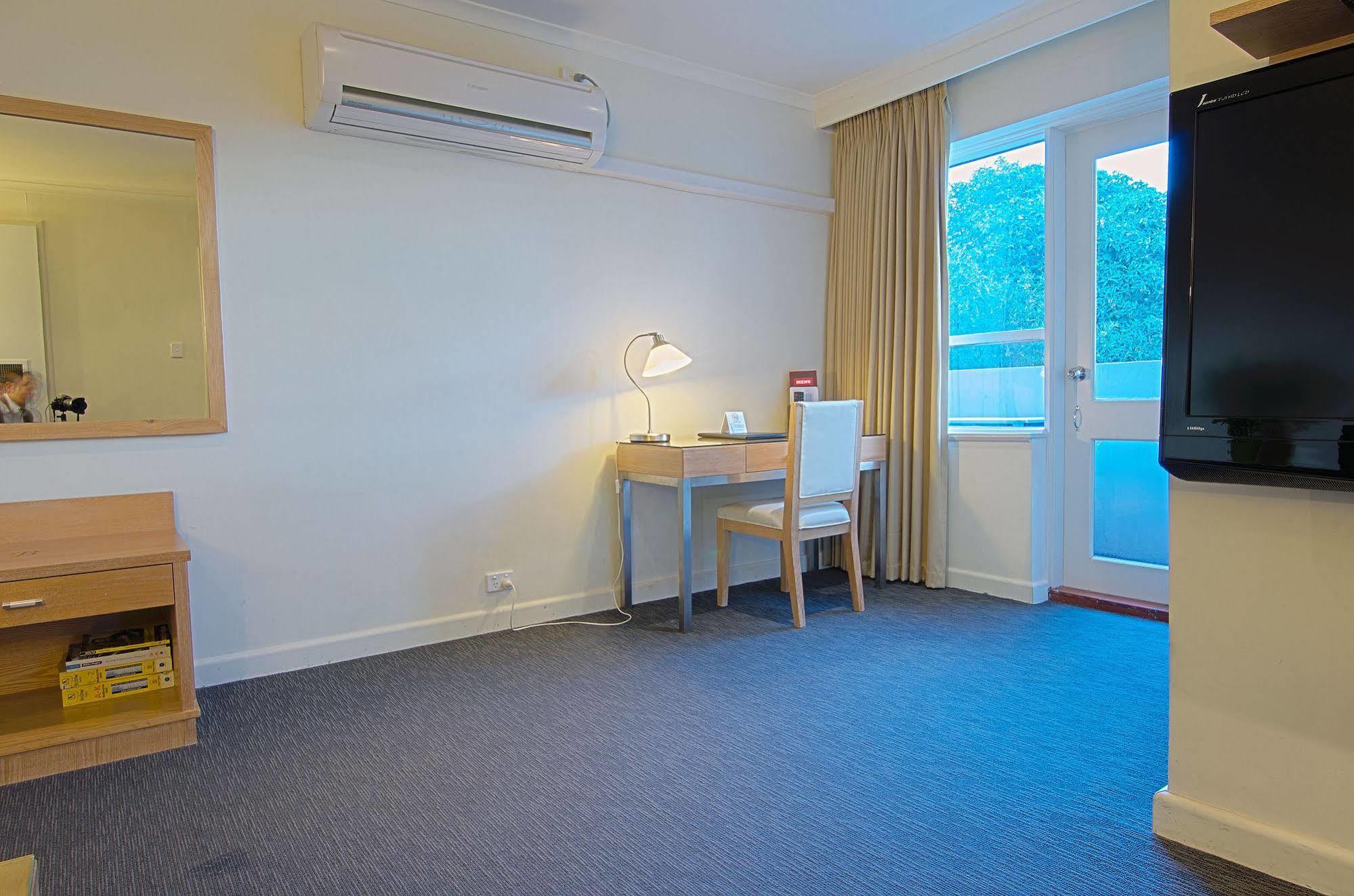 Park Squire Motor Inn & Serviced Apartments Μελβούρνη Εξωτερικό φωτογραφία